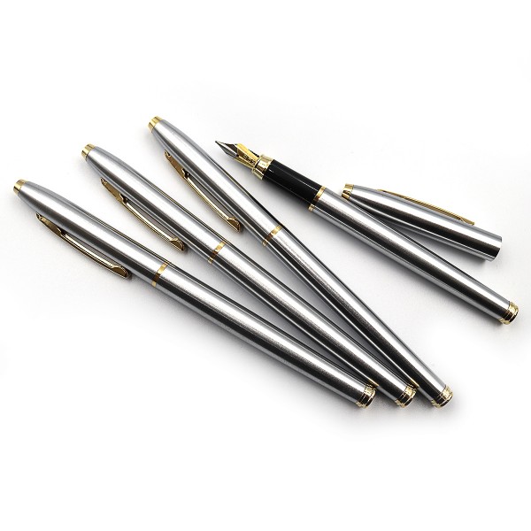 Ручка перьевая металлическая Luxor 8210 Sterling  корпус серебро/золото  синяя